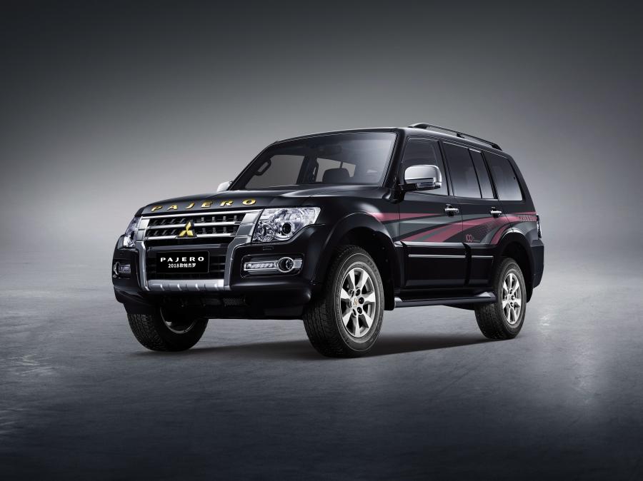  Mitsubishi Pajero 5-Door 100th Anniversary 2017 года  (CN) (фото 4 из 4)